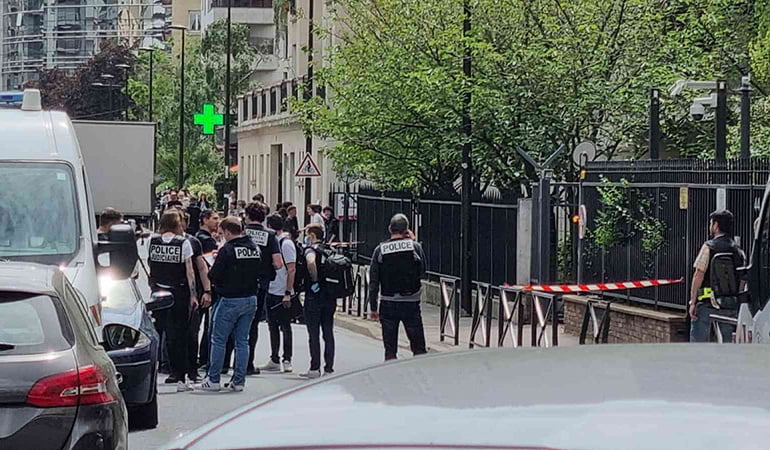 Türkiye’nin Paris Başkonsolosluğu’na bombalı saldırı