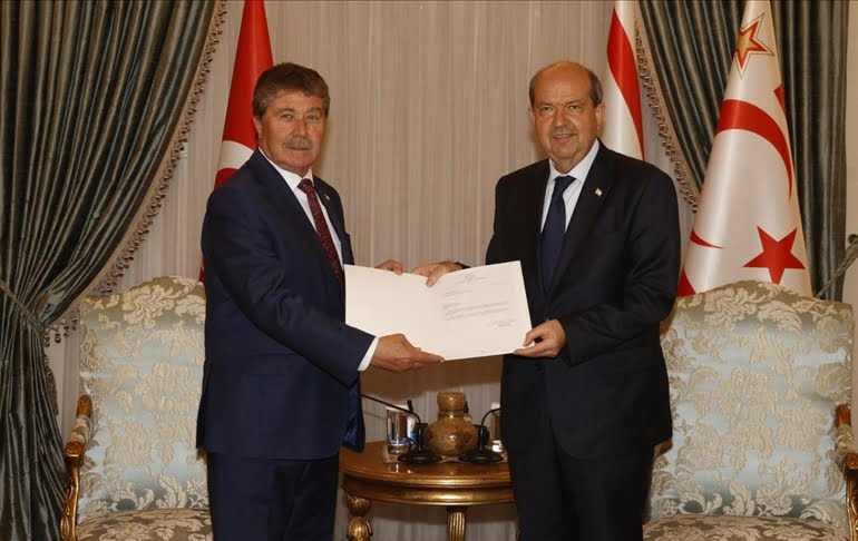 KKTC’de hükümet kurma görevi İçişleri Bakanı’na verildi