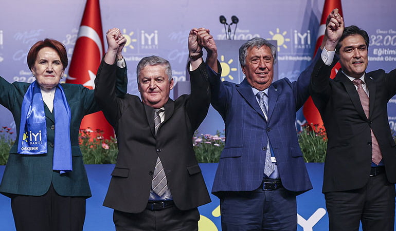 Ahmet Zeki Üçok, İyi Parti’ye katıldı