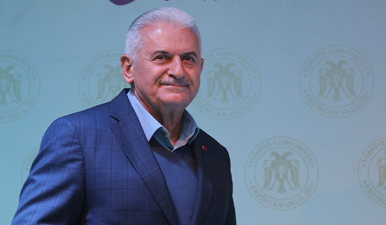 Binali Yıldırım: 1,5 milyar din kardeşimizin sorumluluğu bize ait