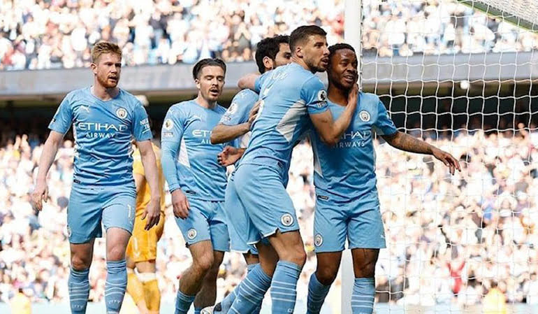 Manchester City avantajı kaptı!