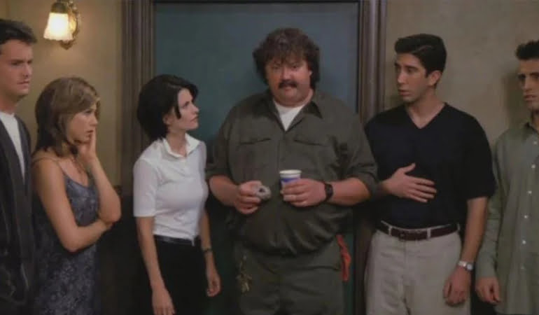‘Friends’ oyuncularından Mike Hagerty hayatını kaybetti