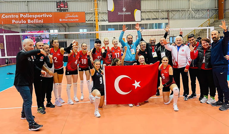 İşitme Engelliler Kadın Voleybol Milli Takımı olimpiyat şampiyonu oldu