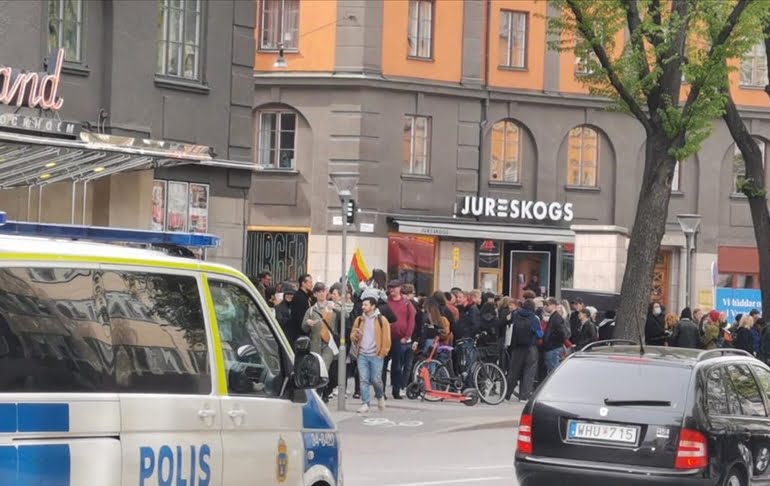 Stockholm’de terör yandaşları yürüyüş yaptı