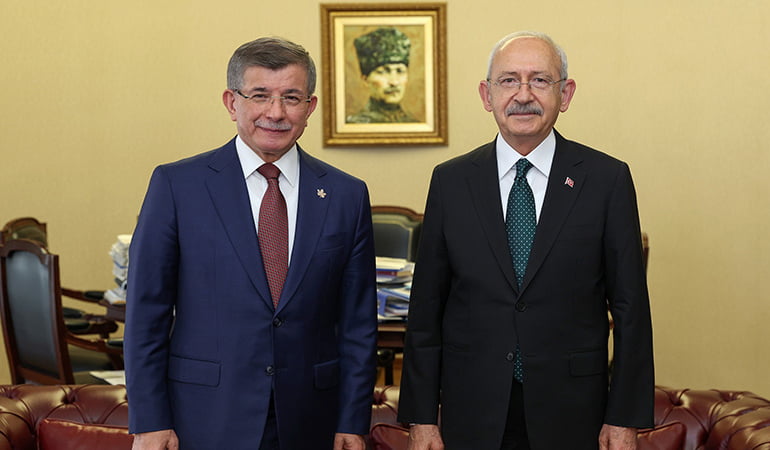 Kılıçdaroğlu ile Davutoğlu bir araya geldi