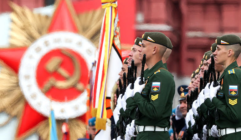 Putin, Kızıl Meydan’dan seslendi
