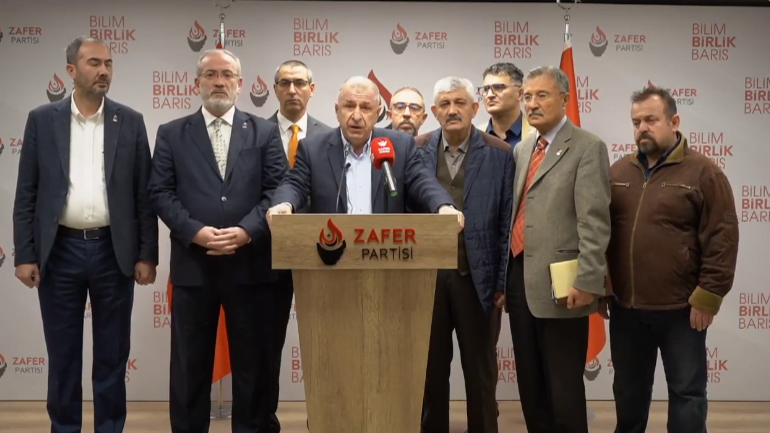 Ümit Özdağ’dan Soylu’ya: Süleyman, zerre kadar erkeklik onurun varsa, saat 11’de beni kapının önünde bekle
