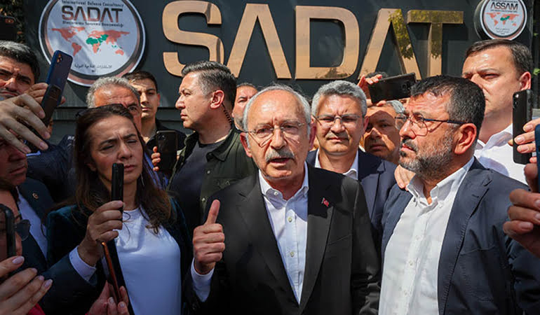 Kılıçdaroğlu basına haber vermeden SADAT’ın önüne gitti… Yeni ‘siyasi cinayetler’ çıkışı