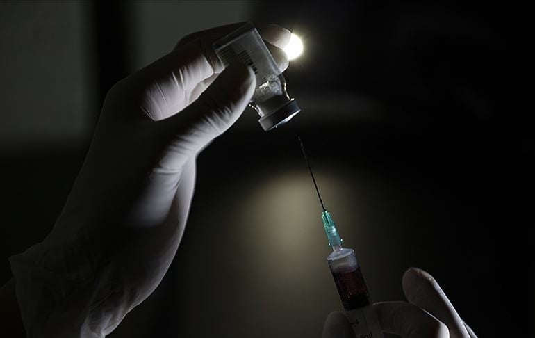 Almanya’da dikkat çeken aşı araştırması: Yan etki 40 kat fazla