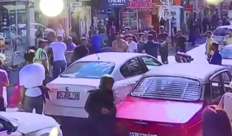 Sarıyer’de taciz iddiasına dayak
