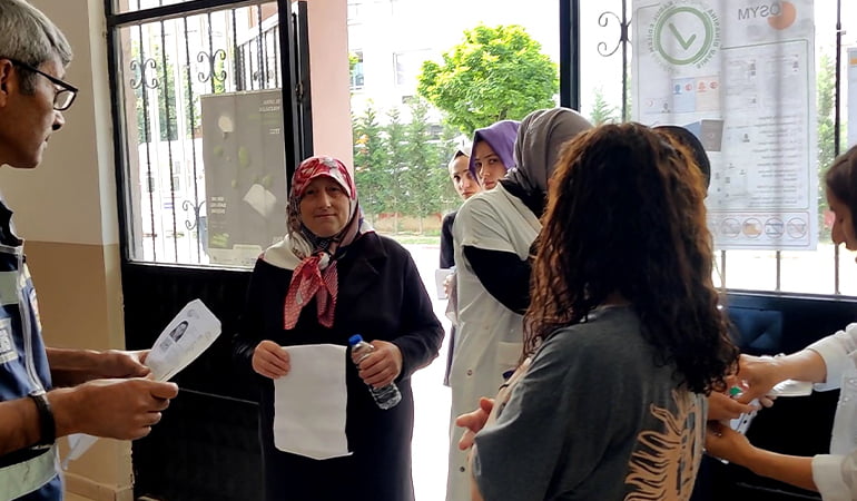 İnegöl’ün ‘Adile Naşit’i üniversite yolunda ilk adımı attı
