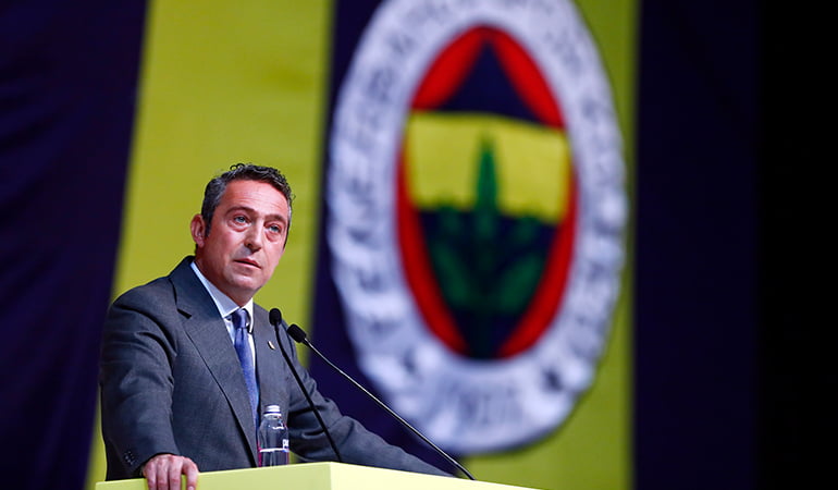 Fenerbahçe’de Ali Koç ve yönetimi ibra edildi