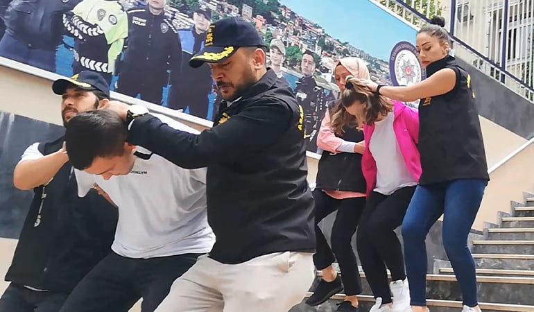 Sevgili tuzağıyla cinayet