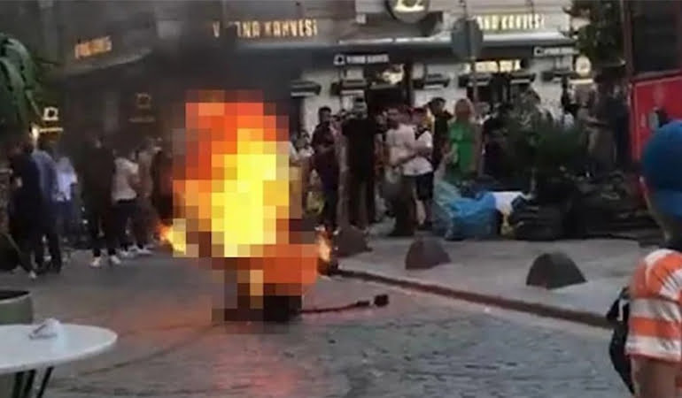 Beyoğlu’nda kendini yakan kişiyle fotoğraf çektiren kadın konuştu