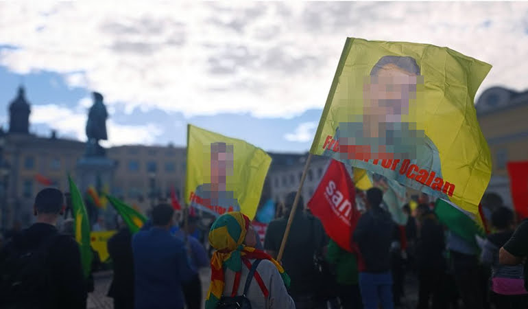 İsveç’te bir skandal daha! Terör örgütü PKK/YPG yandaşları gösteri yaptı