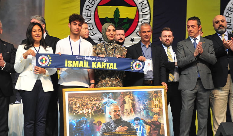 Fenerbahçe’den İsmail Kartal’a veda