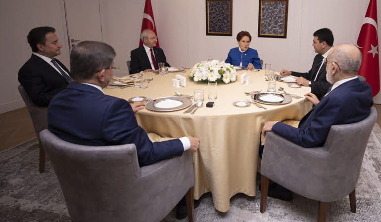 Altılı masanın zihnindeki iki muhafazakar… ‘Zihin aşamasında devre dışı kaldılar’