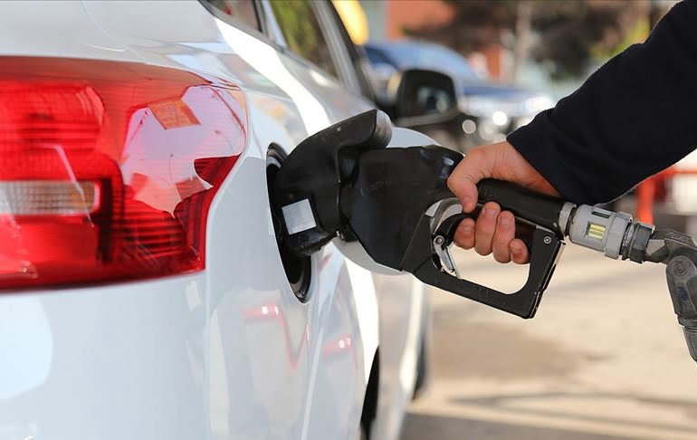 Motorine bir zam daha… Litresi 30 liraya dayandı
