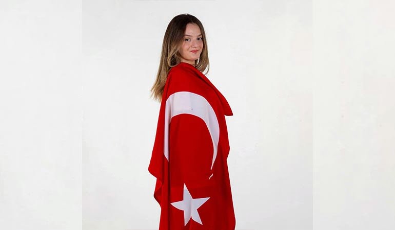 Sümeyye Boyacı dünya şampiyonu oldu