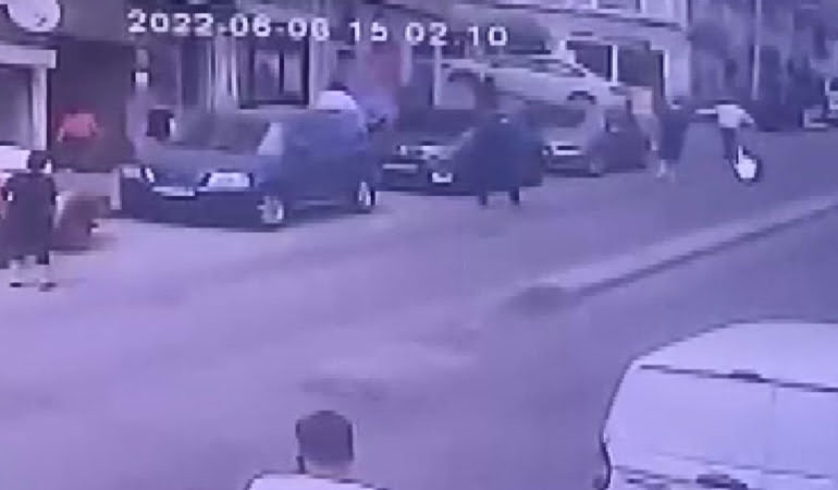 İş görüşmesinde taciz iddiası… Kaçış anları kamerada