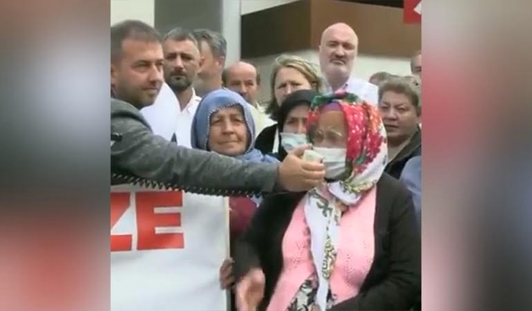 Doktorsuz kalan ilçede ‘doktor istiyoruz’ eylemi