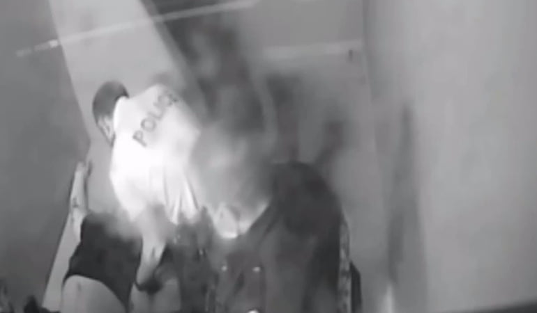‘Fransız polisi, Türk asıllı vatandaşı öldürdü’ iddiası… Darp anları kamerada
