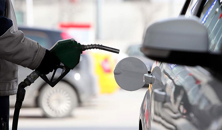 Benzine indirim yolda