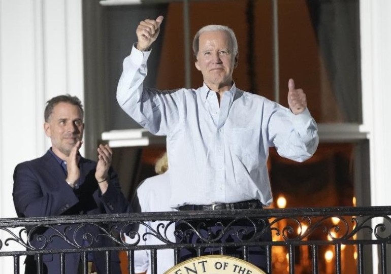 Biden’ın oğlu Hunter Biden’a ait olduğu iddia edilen telefon verileri internete sızdırıldı