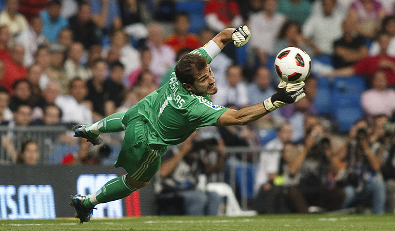 Casillas, eğitim için Antalya’daki futbol okuluna gelecek