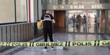 elazigda-hastanede-silahli-kavga-2-yarali_7798_dhaphoto1