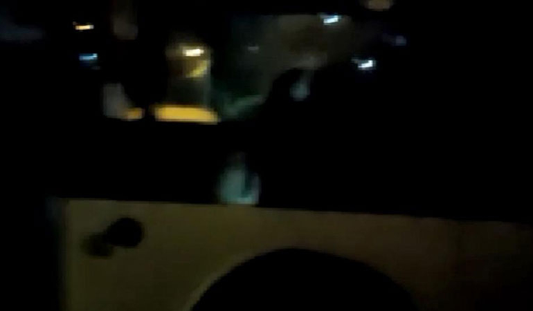 Bu kez İETT otobüsünde! Cinsel ilişkiye girerken yakalandılar