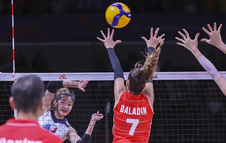 Filenin Sultanları FIVB Uluslar Ligi’nde yarı finale yükseldi