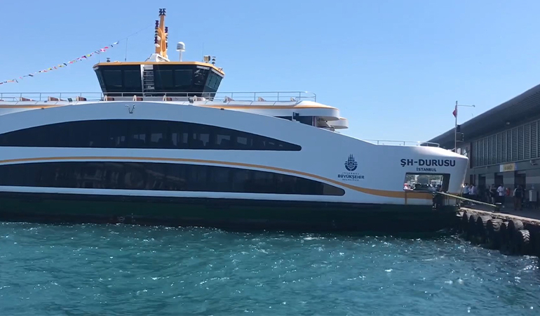İstanbul Boğazı’ndaki vapur kazası kamerada