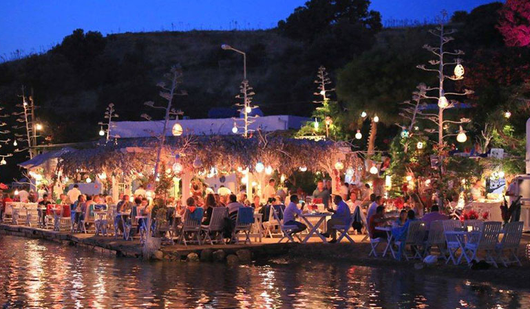 Bodrum’daki bir restoranda ödenen 27 bin liralık hesap gündem oldu