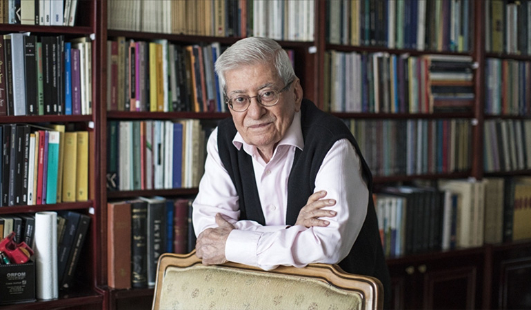 Yazar Rasim Özdenören hayatını kaybetti