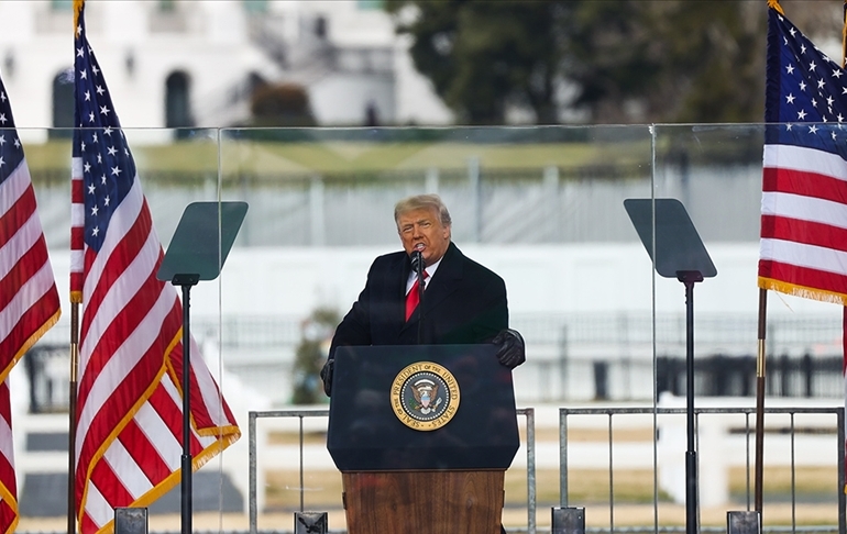 Trump Kongre baskınında kendisini yemek odasına kapatmış