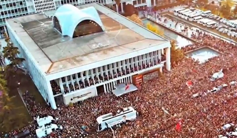 İstanbul Valiliği’nin 15 Temmuz videosunda ‘İmamoğlu’ detayı! Fark edilince hemen silindi