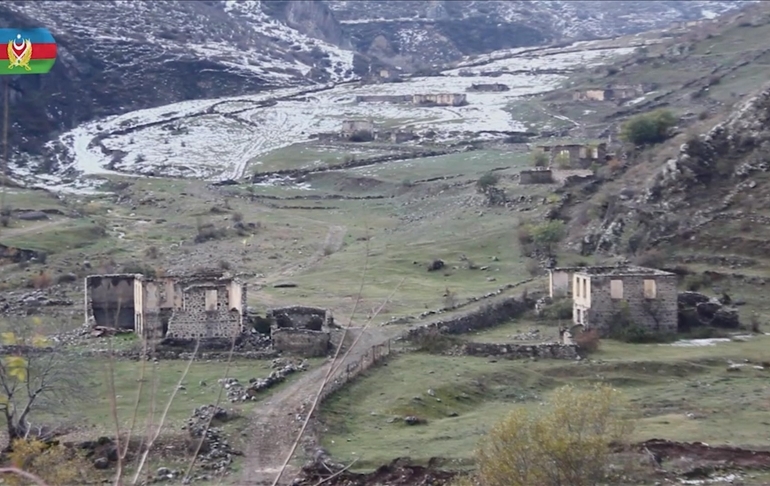 Laçın şehri Azerbaycan’ın kontrolüne geçti