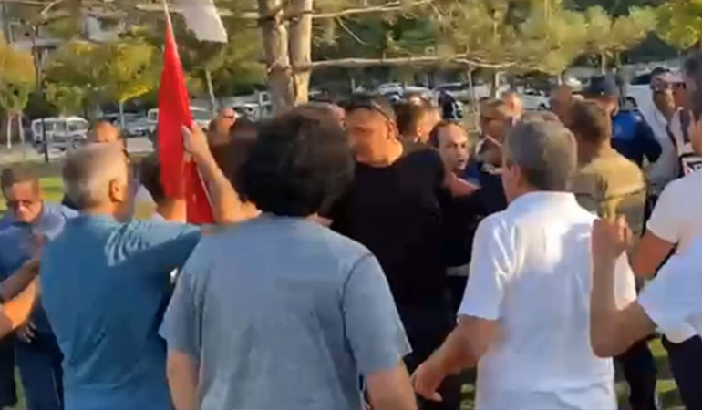 Saadet Partililere biber gazı sıkan zabıtaya polisten tepki: Sen kimsin?