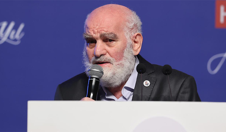 Mustafa Karahasanoğlu öldü