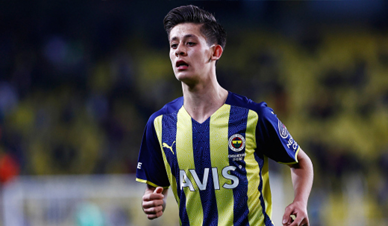 Arda Güler acile kaldırıldı