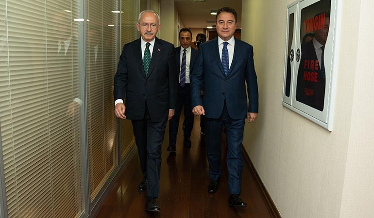 ‘Kılıçdaroğlu, Ali Babacan’ın yol haritasından gidiyor’