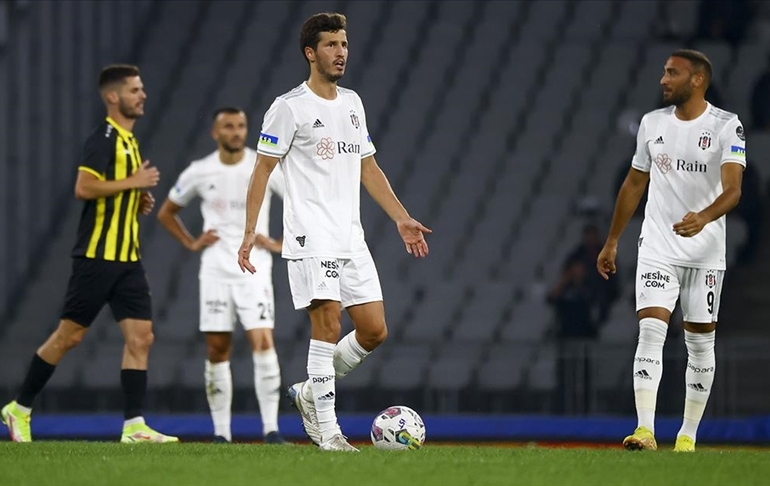 Beşiktaş, İstanbulspor karşısında üstünlüğü koruyamadı