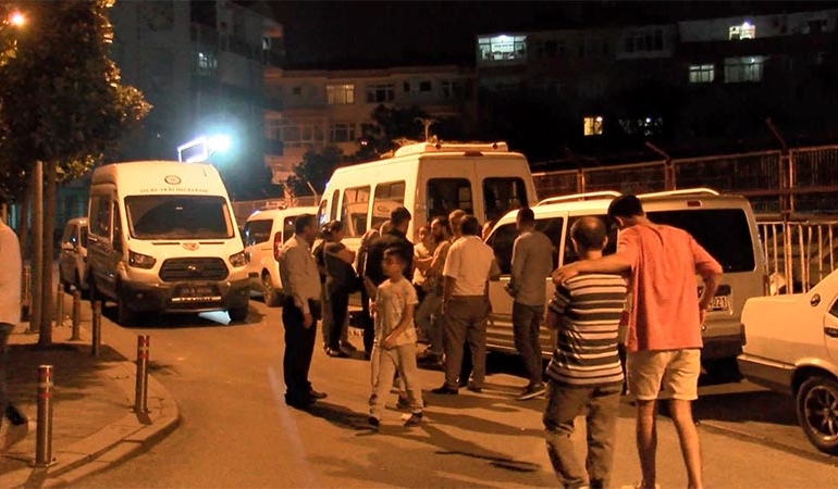 ‘Yanına kiracı almış’… Evinde halıya sarılı halde ölü bulundu