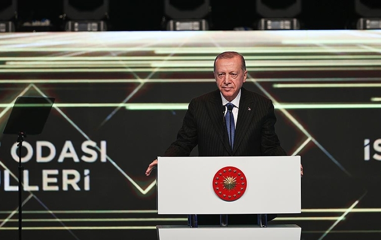 Erdoğan, politika faizinin 12’ye düşürülmesi eleştirilerine Putin üzerinden cevap verdi