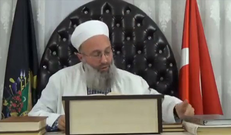 Bu sefer de kadınların üniversiteye gitmesi hedef alındı
