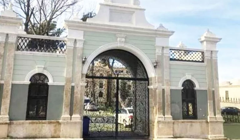 Bakanlık kayıp kitabenin peşine düştü