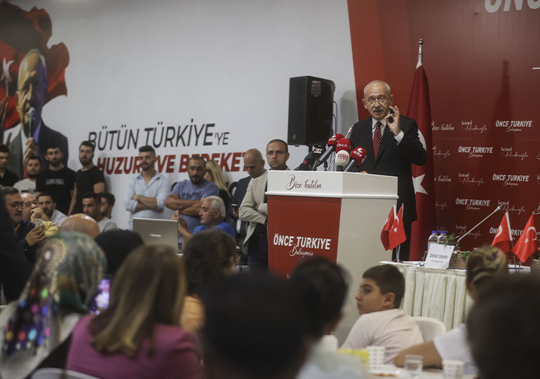 Kılıçdaroğlu’nu ‘Bozkurt Kemal’ sloganlarıyla karşıladılar