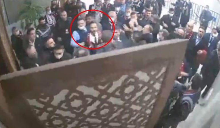 AKP’li başkanın polislere saldırı görüntüsü ortaya çıktı
