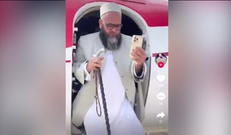 ‘Yetimlerin hizmetkarı’ özel jetten böyle indi